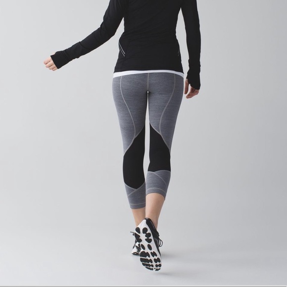 Lululemon Pace Rival Crop-excellent condition - Picture 6 of 6